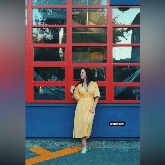 Meet your Posher, Andie - Picture 5 of 5